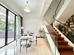 Alana (D28), Terrace #635976791